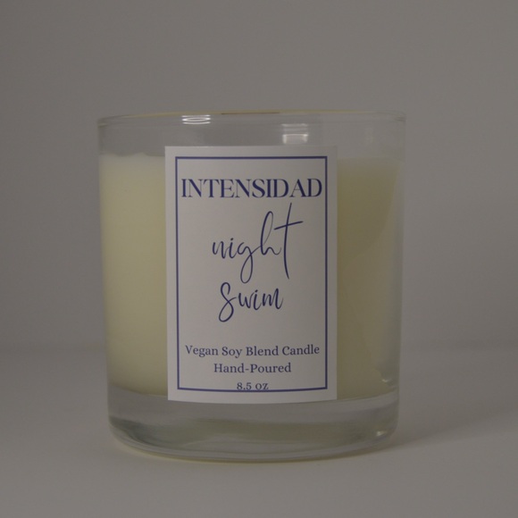 Intensidad Night Swim Candle Jar - Picture 3 of 3